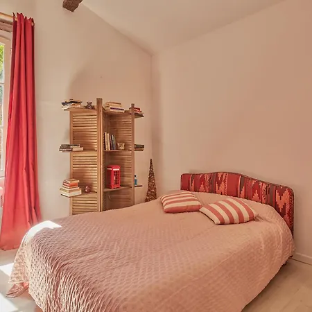 Cambes La Douce - Maison De A La Campagne